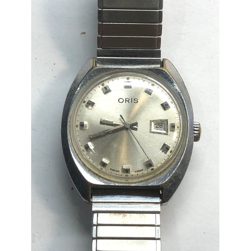 319 - Vintage gents Oris wristwatch the watch is ticking please see images for condition no warranty given