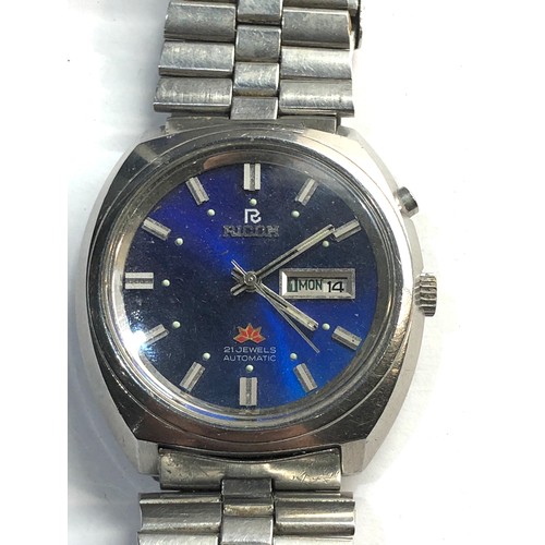 321 - Vintage gents Ricoh automatic wristwatch the watch is ticking please see images for condition no war... 