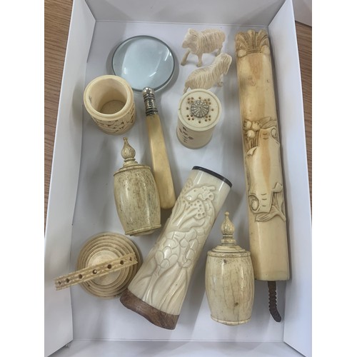 59 - Box of vintage / antique bone items please see images  for details