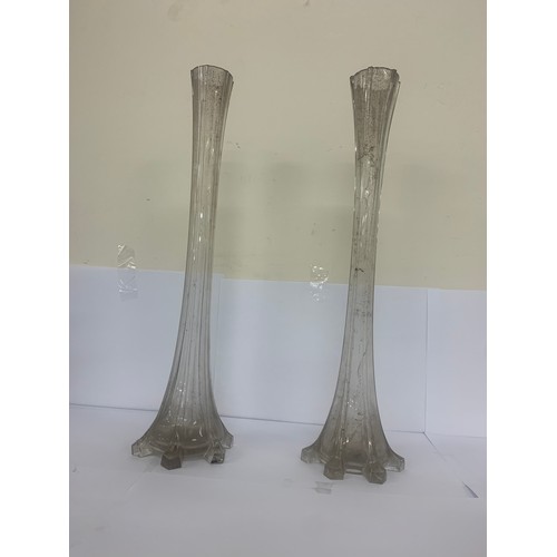 304 - Selection of glass vases etc, please see images for condition