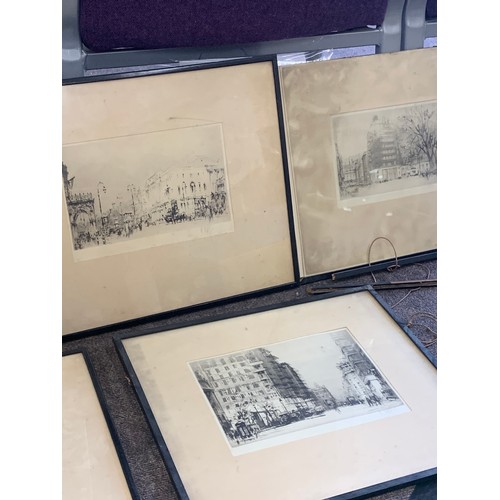 31 - Selection signed engravings / pictures