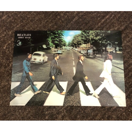 211 - 2 canvas's of The Beatles, one 3d Abbey Road picture, colourful canvas is approximately 4ft in lengt... 