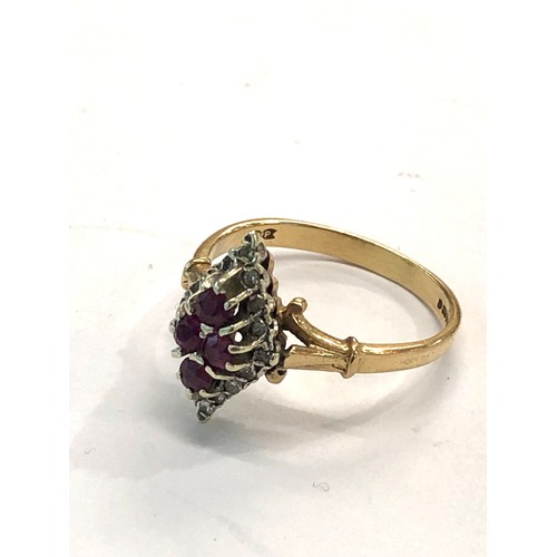 231 - 9ct gold stone set dress ring weight 3g please see images for details