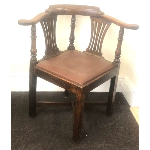 425 - Antique oak Georgian corner chair