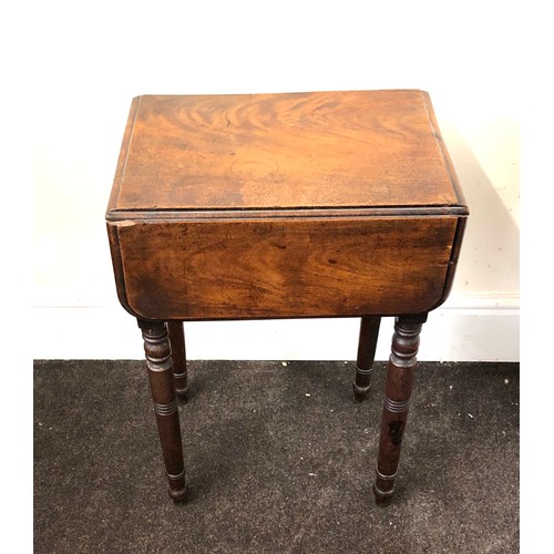 429 - Early Victorian drop leaf sewing table, good antique condition, approximate measurements: Height: 26... 