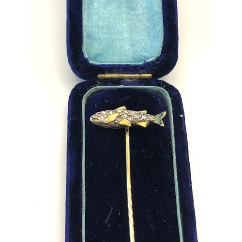 232 - Fine Antique diamond and enamel fish stick pin boxed the fish measures approx 20mm wide the pin 65mm... 