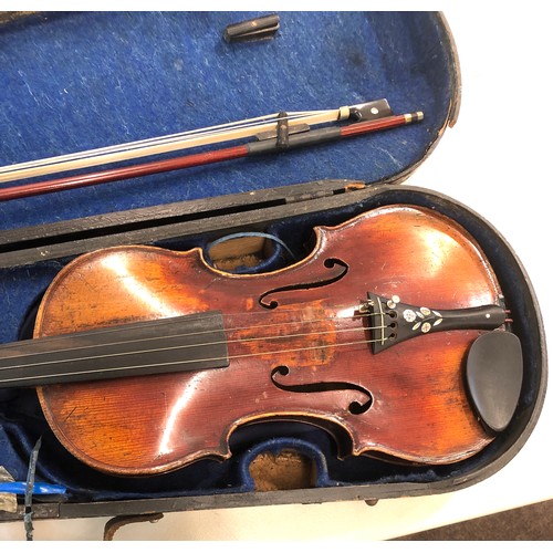 414 - Antique / Vintage violin in original case with bow