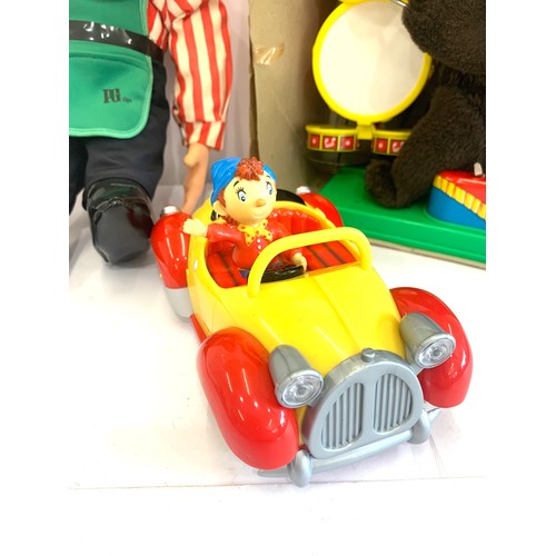 488 - Vintage Chimpee Drummer battery operated toy Japan with box, Original Noddy with car and PG Tips mon... 