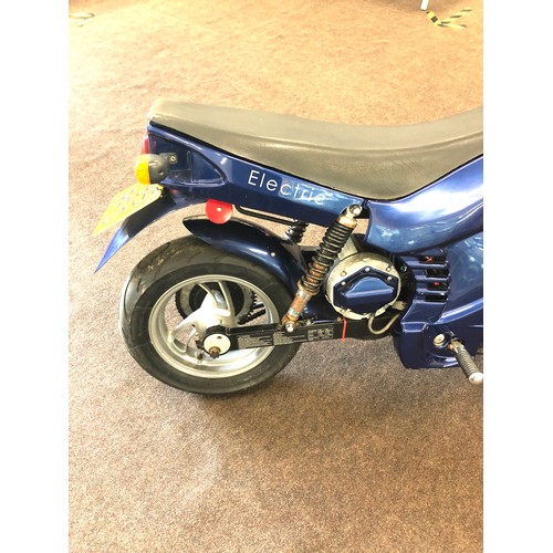 406 - EMB Lectra VR24, made by Electric Motor Bike of Santa Rosa, California. Bike is not currently not ru... 