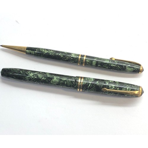 434 - Vintage 14ct gold nib Conway Stewart 24 green marbled fountain pen and pencil set in box please see ... 