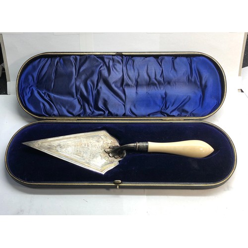 44 - Victorian silver presentation trowel in original box the trowel measures approx  32cm long Sheffield... 