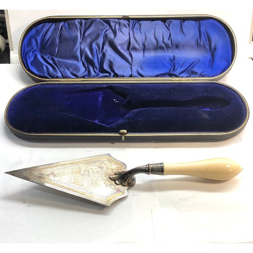 44 - Victorian silver presentation trowel in original box the trowel measures approx  32cm long Sheffield... 