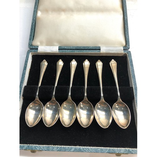 48 - Boxed set of silver tea spoons Sheffield silver hallmarks please see images for details