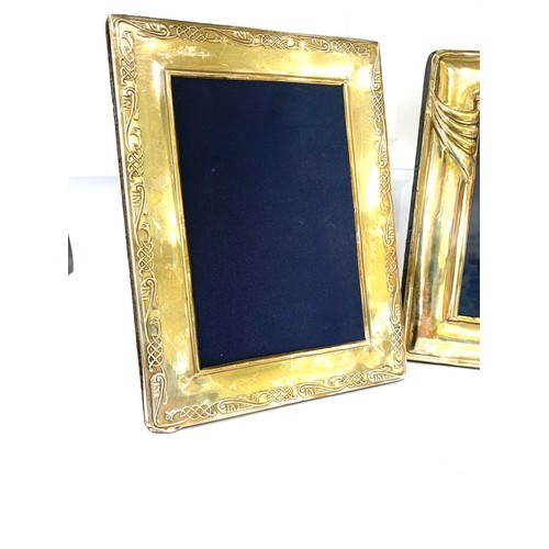 14 - Pair of silver picture frames measure approx 20cm by 15cm please see images for details