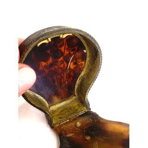 104 - Early 18th century tortoise shell box, approximate measurements width 5.3cm, by 6cm by Height 2cm