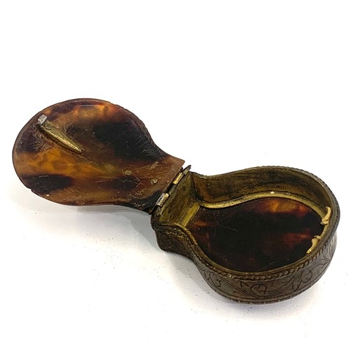 104 - Early 18th century tortoise shell box, approximate measurements width 5.3cm, by 6cm by Height 2cm