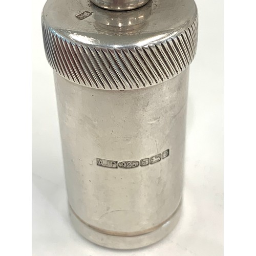 123 - Silver modern pepper grinder