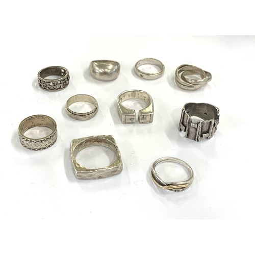 173 - Selection of 10 vintage silver rings