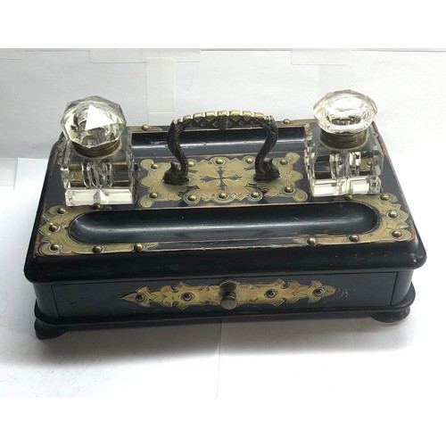 427 - Antique brass bound inkwell stand and inkwells single draw cut glass inkwells measures approx 28cm b... 