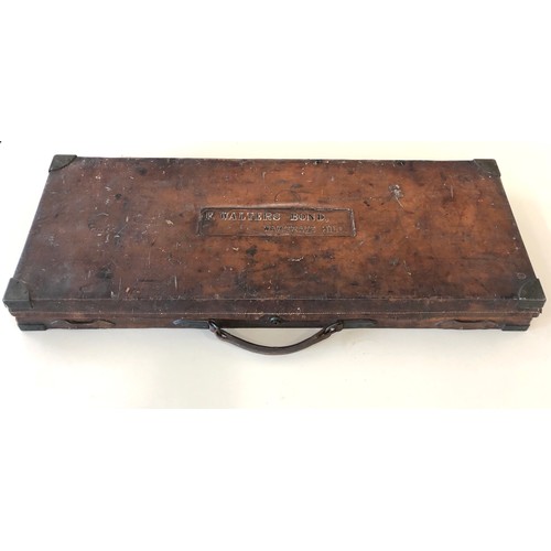 418 - Fine antique leather 2  carrying gun case brass bound corners named to F walters bond wargrave hill ... 