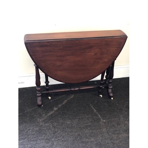 451 - Antique victorian mahogany sutherland table