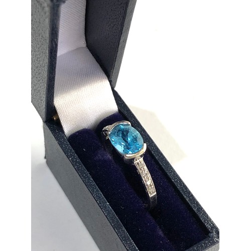 179 - 9ct white gold blue gem set and diamond ring weight 1.9g