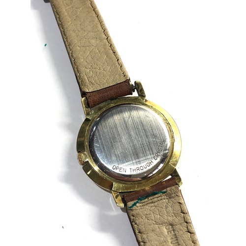 228 - Vintage gents Smiths wristwatch winds and ticks but no warranty given