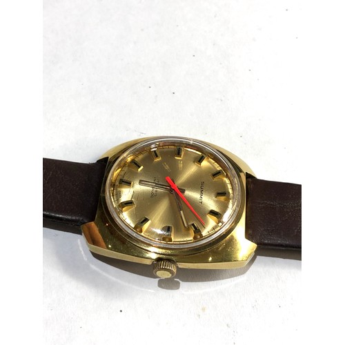 234 - Vintage Gents Gold Plated Summit 17 jewel red second hand wristwatch winds and ticks good overall co... 