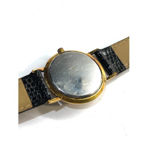 250 - Vintage MuDu mechanical 17 jewel gents wriatwatch in working order but no warranty given