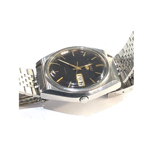 267 - Vintage Seiko 5  automatic gents wristwatch  6309-8890 stainless steel black dial good condition  ti... 