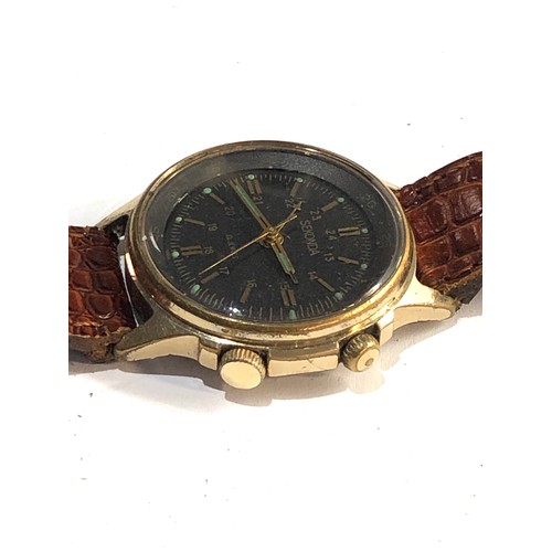 269 - Vintage sekonda alarm gents wristwatch 18 Jewels military style black dial Swiss winds and ticks but... 