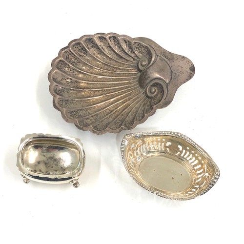 95 - 3 silver items salt  sweet dish etc weight 90g