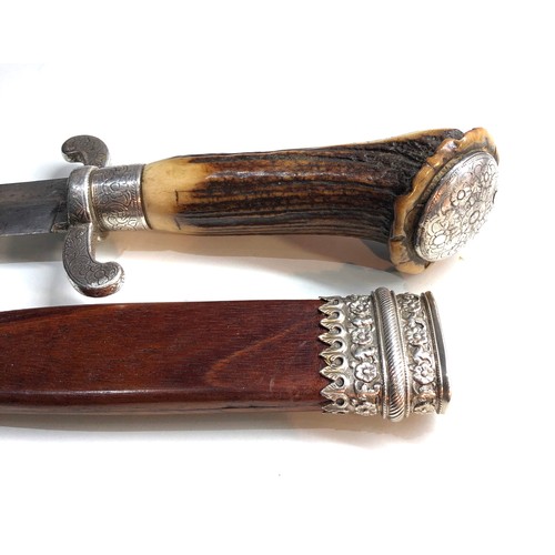 322 - An unusual 19th century Anglo Indian silver mounted hunting knife / dagger