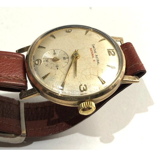 242 - Vintage 9ct gold smiths astral national 15 gents wristwatch