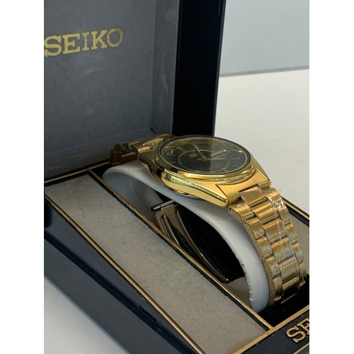 225 - Vintage Seiko 5 automatic gents wristwatch