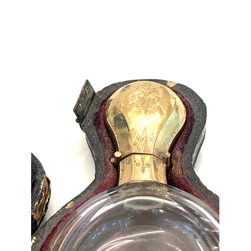 110 - Antique Victorian 14ct gold and Chrystal scent bottle in original case Dutch gold hallmarks complete... 