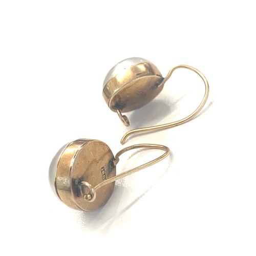 196 - 18ct Gold pearl earrings