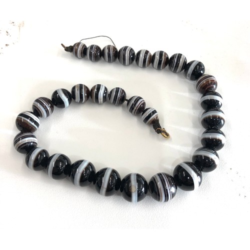 108 - Victorian banded agate necklace