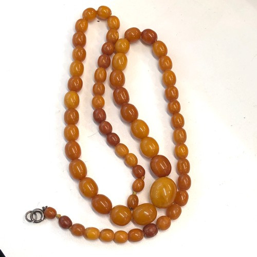 116 - egg yolk Butterscotch amber bead necklace 52g