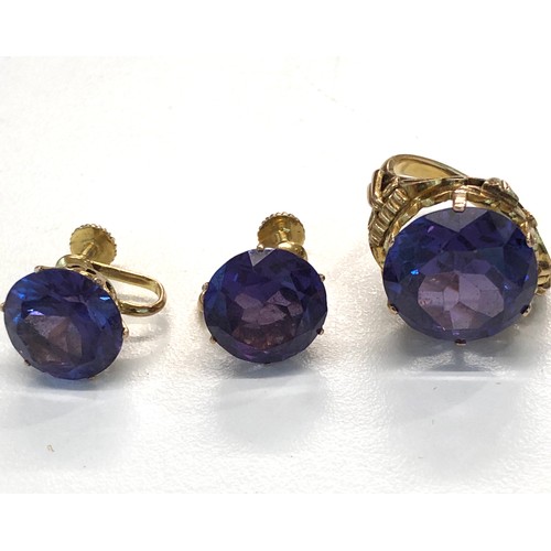 112 - 14ct Gold Synth alexandrite earrings and ring, total weight 14.3g, ring size approx o