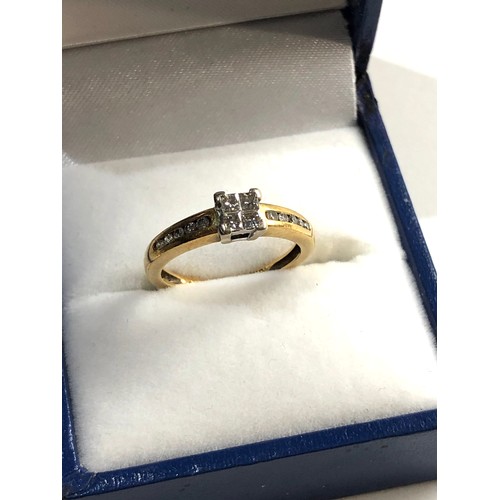 240 - 18ct Gold and diamond ring, ring size approx i/j