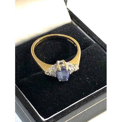 329 - 18ct gold diamond and sapphire ring, approximate ring size: P/Q, approximate weight 3.5g, ring is in... 