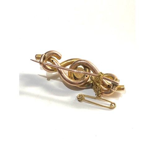 118 - 9ct gold turquoise set brooch