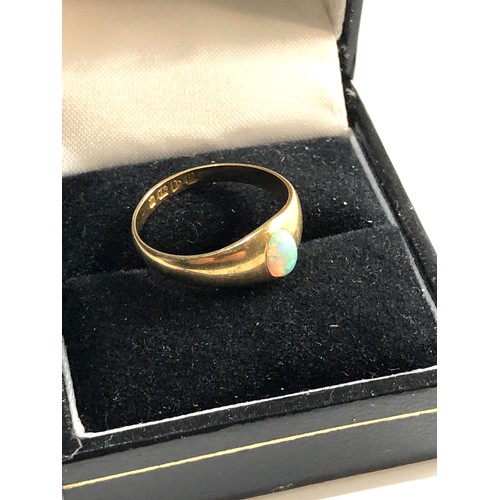 71 - 18ct gold opal ring, weight approx 3.3g ring size N, this piece is in good overall antique condition... 