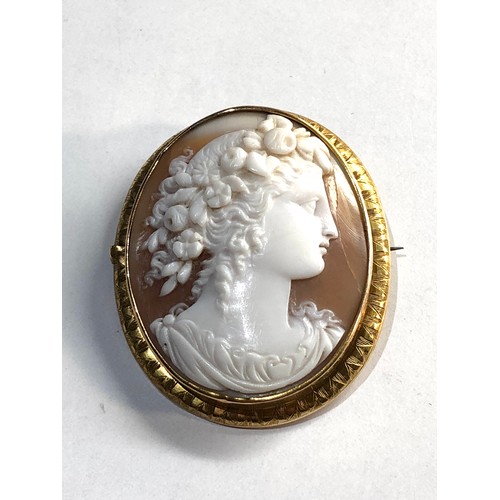 216 - 15ct gold cameo brooch 7g