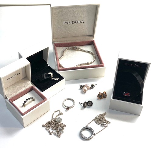 349 - 10 pandora jewellery items