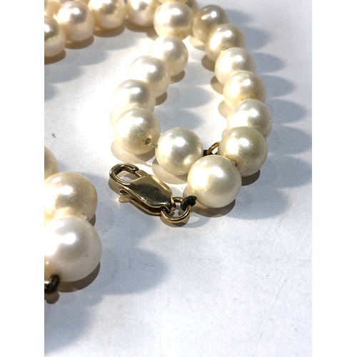 200 - 14ct clasp pearl necklace