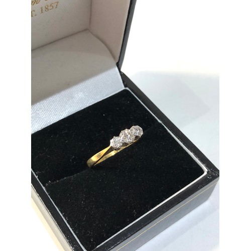 101 - 18ct gold diamond trilogy ring