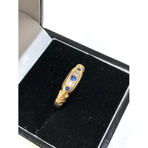 138 - Antique 18ct gold diamond and sapphire ring weigh 2.8g