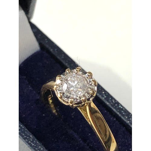 37 - 18ct gold diamond ring .33ct diamond